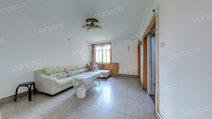 管道四区二手房实景图