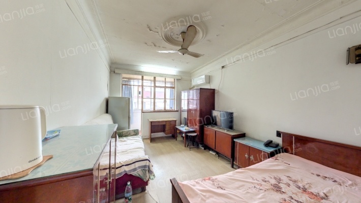 老沪太路258号二手房实景图