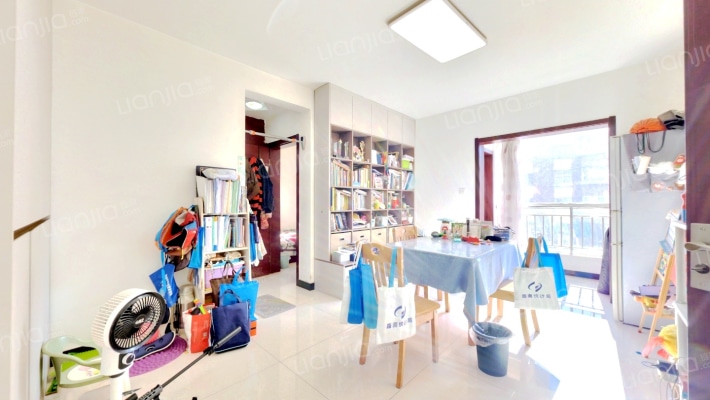 六合轩府二手房实景图