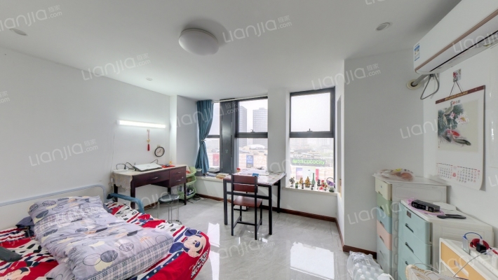 禾峰中心商办楼二手房实景图