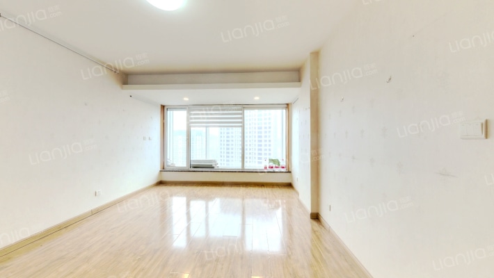 城市广场二手房实景图