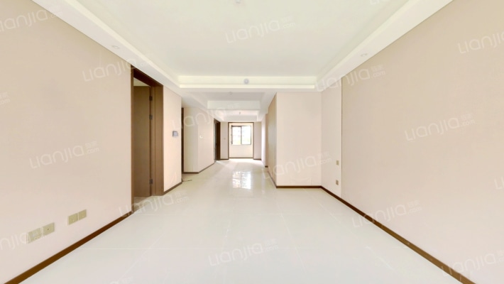 融创湖岸壹号二手房实景图