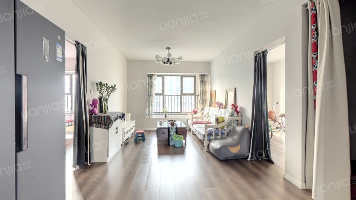 南北通透 视野好 一梯两户 无遮挡-客厅