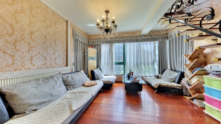 万家花园欣和苑二手房实景图