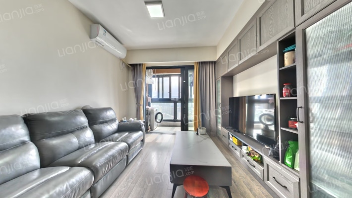 银领公馆二手房实景图