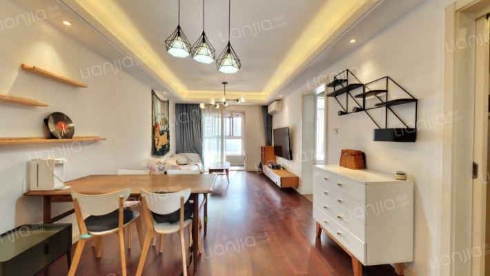 万科金辰之光二手房实景图