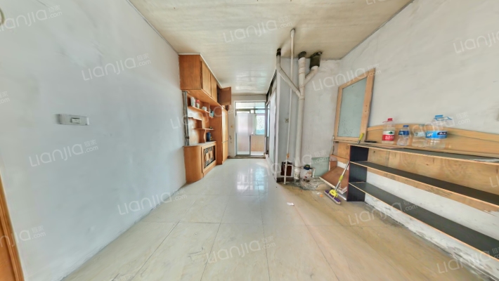 赞工街二手房实景图