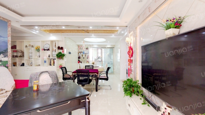 逸龙湾二手房实景图