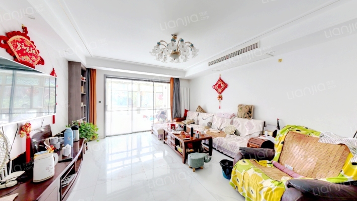 卧龙花园一区二手房实景图