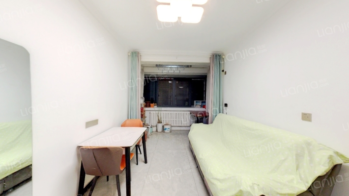 经七路46号院二手房实景图