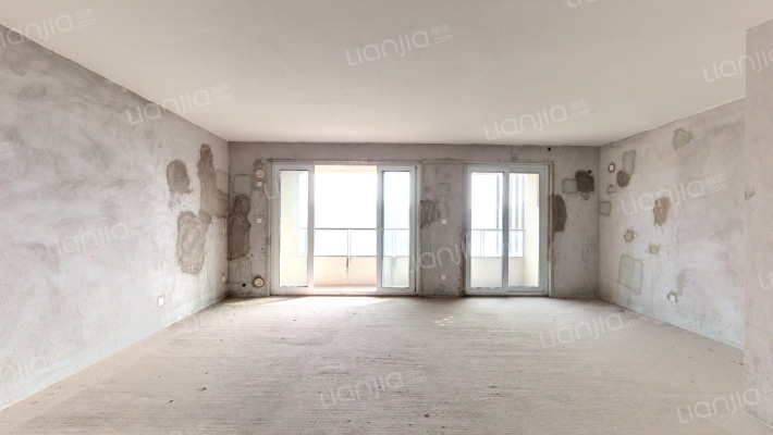 中洲半岛城邦二手房实景图