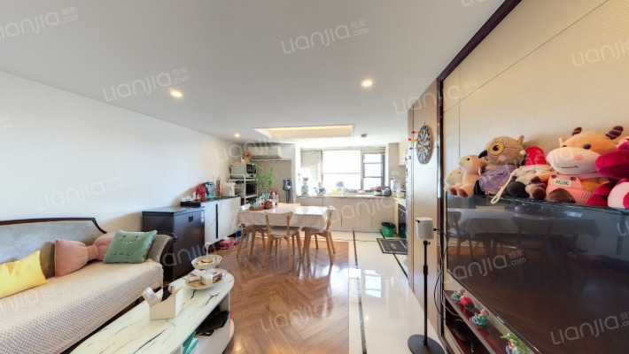 东海臻轩二手房实景图