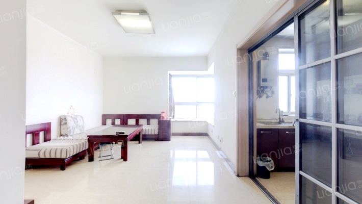 力宝前城二手房实景图