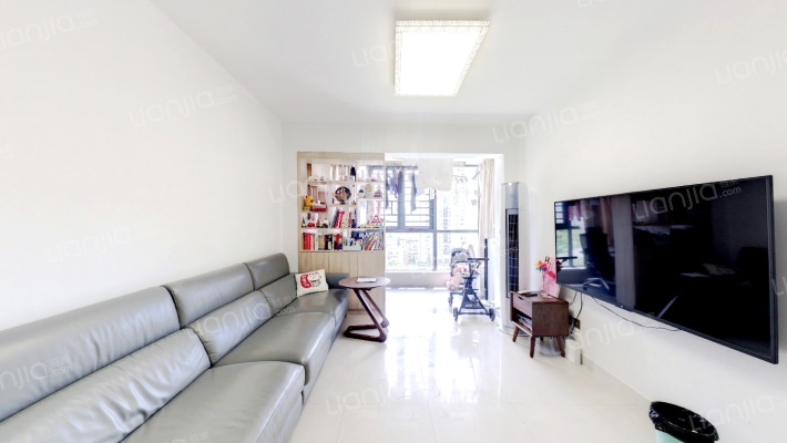 嘉洲华苑二手房实景图