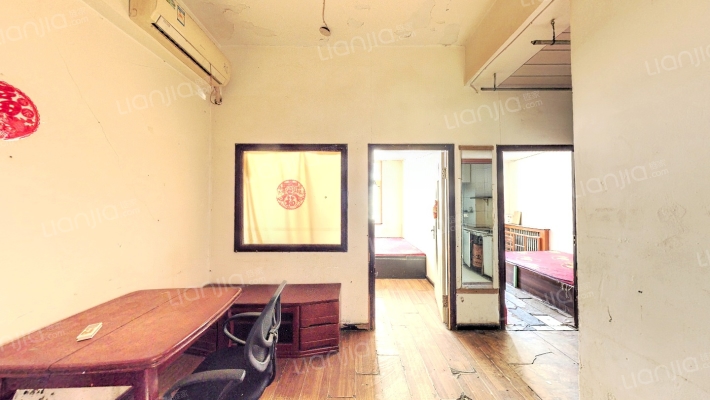 世格公寓二手房实景图