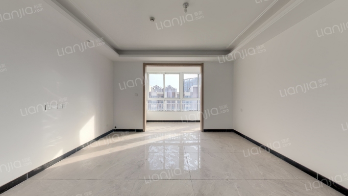 隆源国际城D区二手房实景图