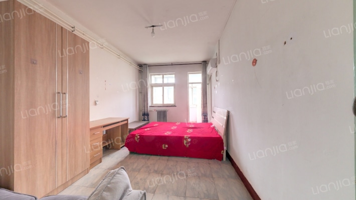 燕港新村二手房实景图