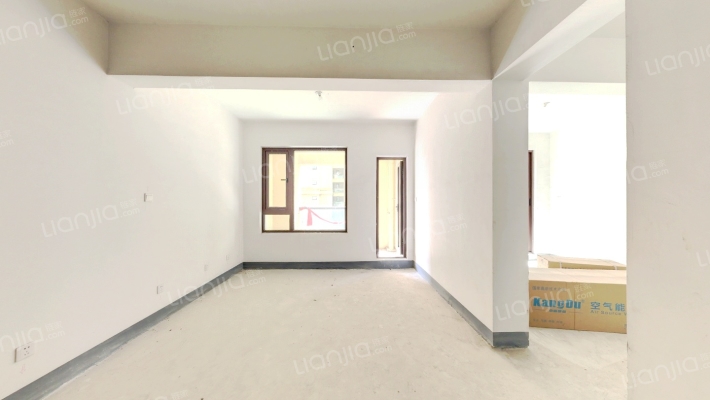 阳光100阿尔勒三期二手房实景图