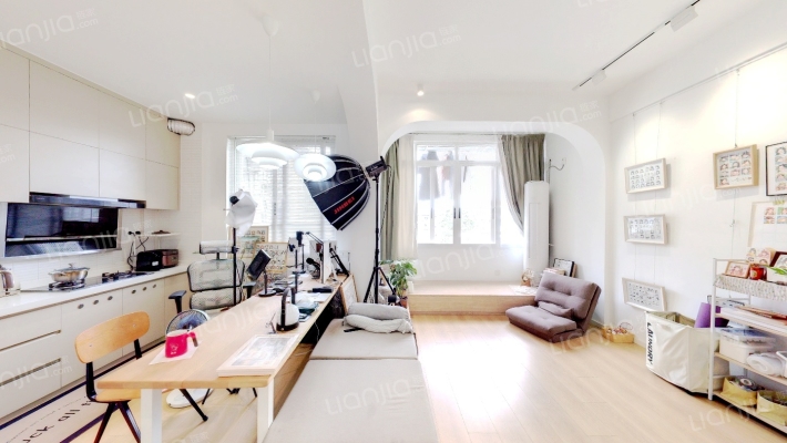 基立新村二手房实景图