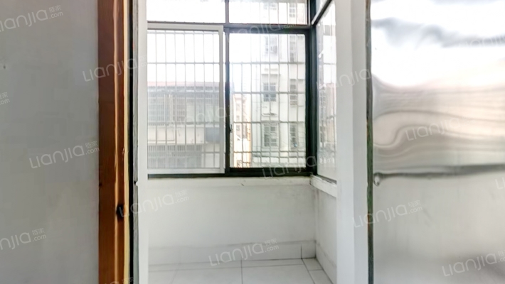 九兴市场二手房实景图