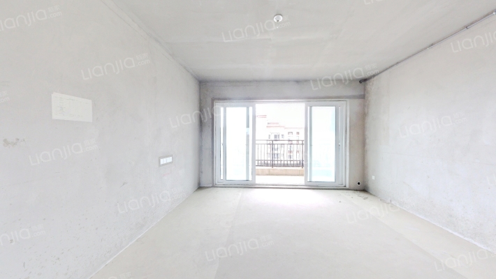 碧桂园·翡翠东郡二手房实景图