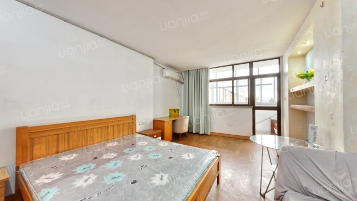 英雄大厦二手房实景图