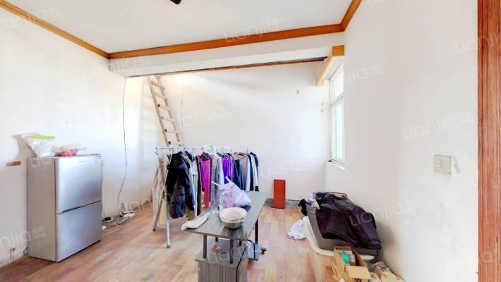 安山苑二手房实景图