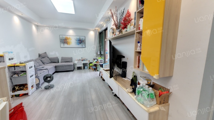 深物业前海港湾花园二手房实景图