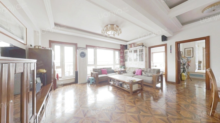 鸿府苑二手房实景图