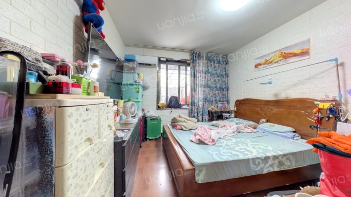 南塑新村二手房实景图