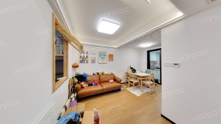 凯旋路110号二手房实景图