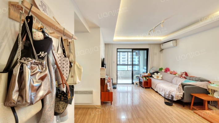 万科北宸之光二期二手房实景图