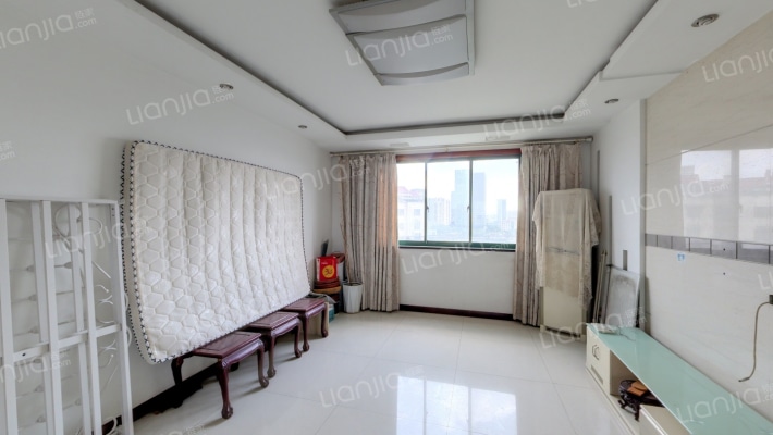 凌云公寓二手房实景图