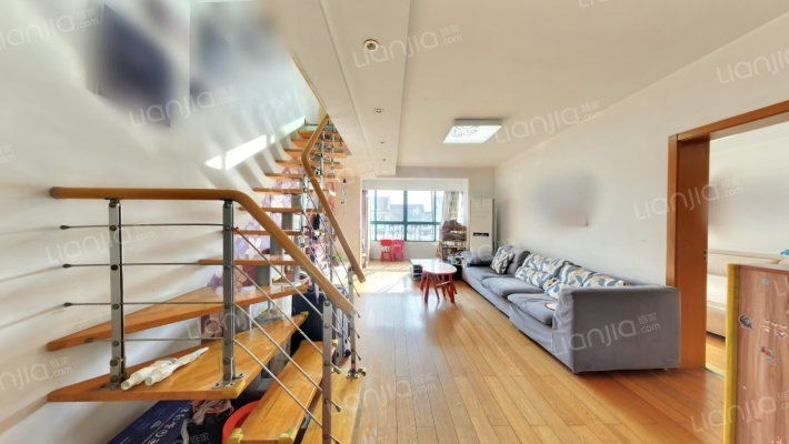 城市之光锦荣苑二手房实景图