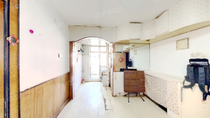 体校家属楼二手房实景图