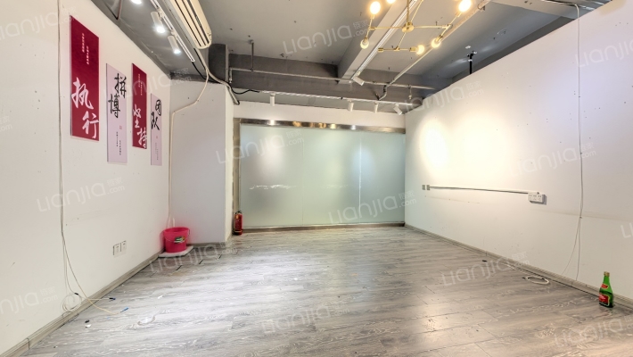 裕朗国际二手房实景图