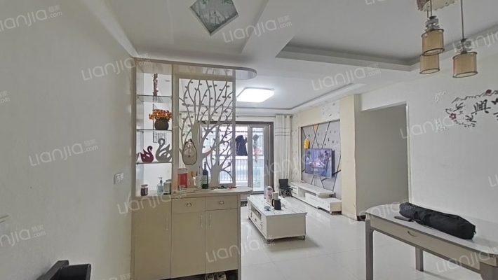 恒嘉豪庭二手房实景图