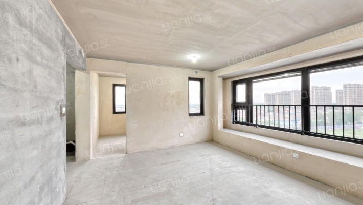 中海·华樾二手房实景图