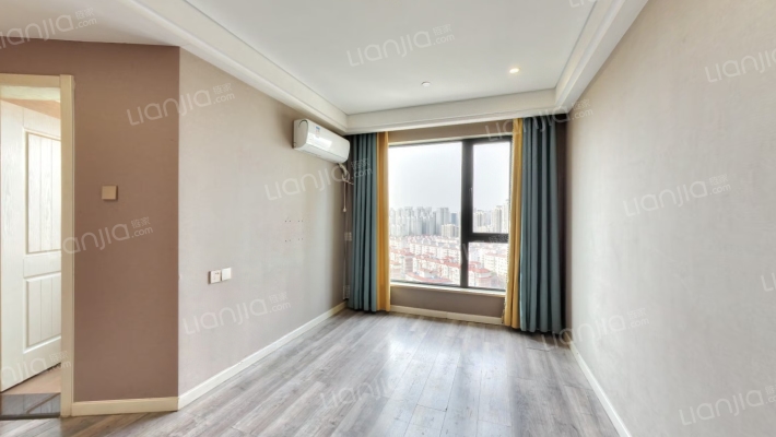 中原云鼎广场二手房实景图