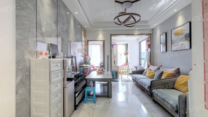 万科玲珑湾二手房实景图