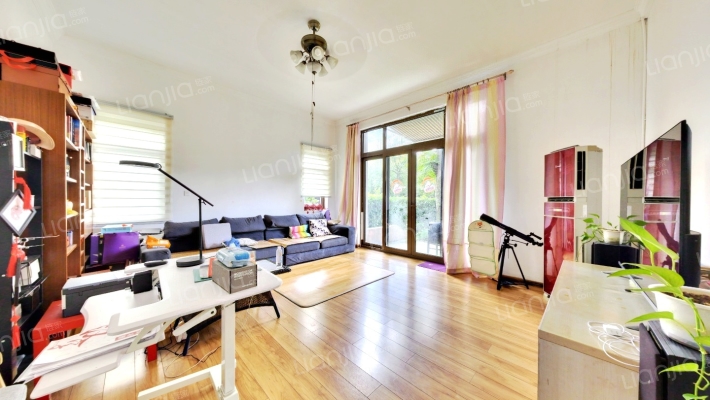 德邑小城(别墅)二手房实景图