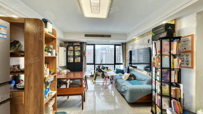 21世纪国际公寓西区二手房实景图