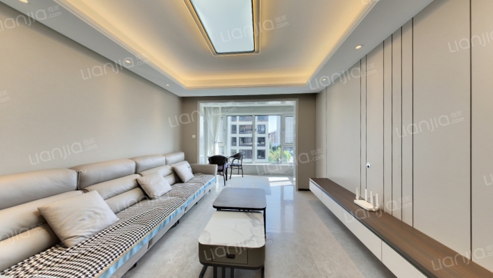 华润置地大连湾国际社区C4区二手房实景图