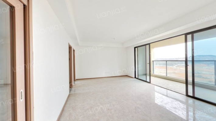 中交春风景里二手房实景图