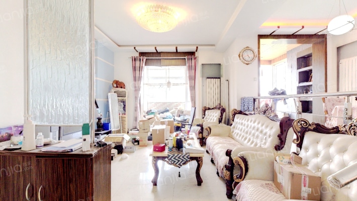 順驰城市艺墅二手房实景图