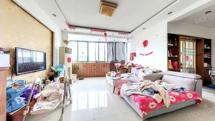 流虹家园二手房实景图