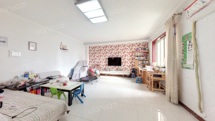 太空花园小区二手房实景图