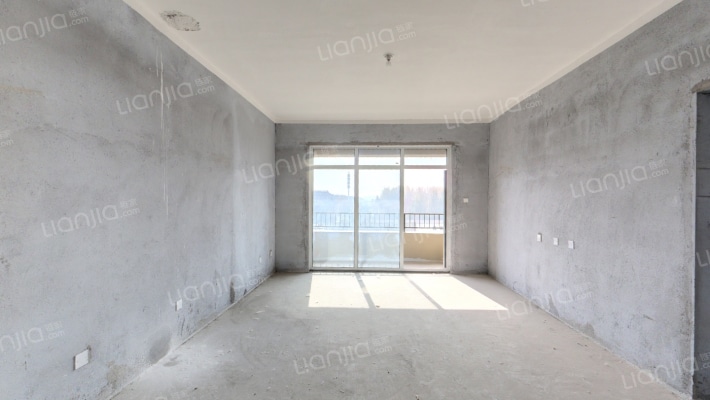 尧王·塞纳蓝湾二手房实景图