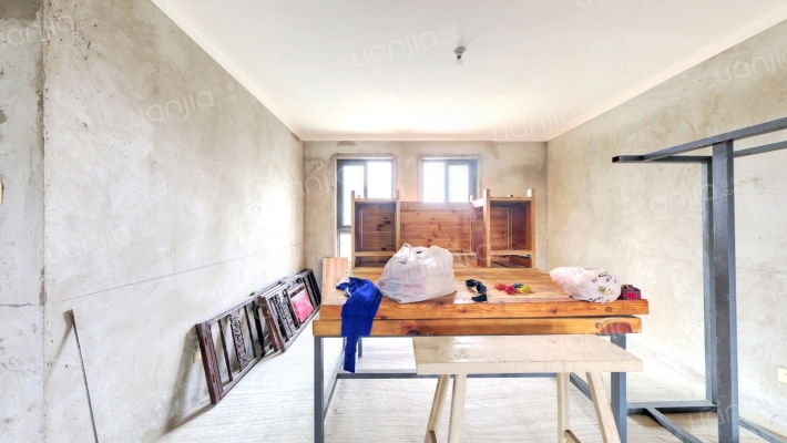 中央景城二手房实景图