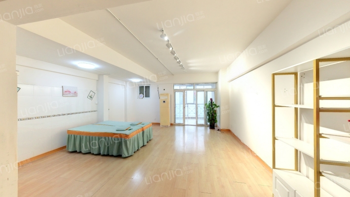 嶺南家園二手房实景图